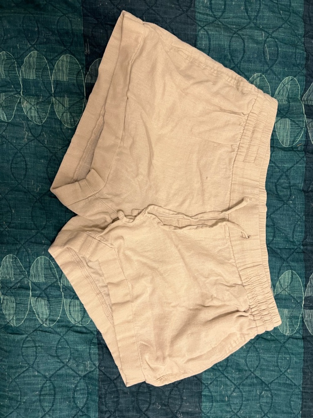 Old Navy Women's Linen Blend Mid-Rise Shorts